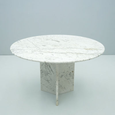 Italian imported carrara marble provided by Artstone
